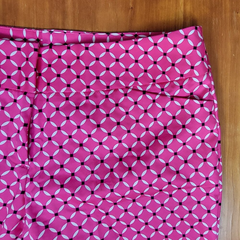 NWOT Worthington Hot Pink Black White Geometric Print Capri Pants - 10 - Picture 11 of 14